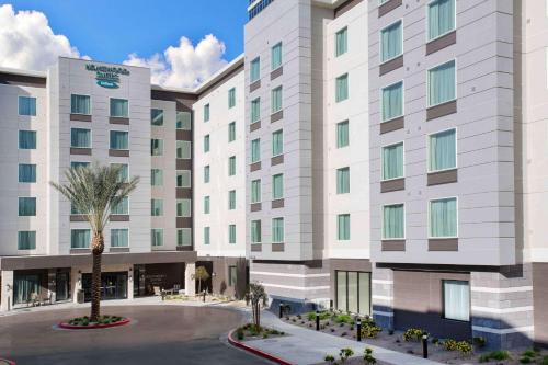 Las Vegas Hotel | Inviting Homewood Suites By Hilton Las Vegas City Center