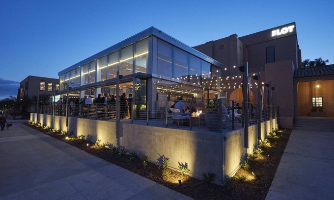 Naval Training Center Hotel | Discover Homewood Suites by Hilton San Diego Airport