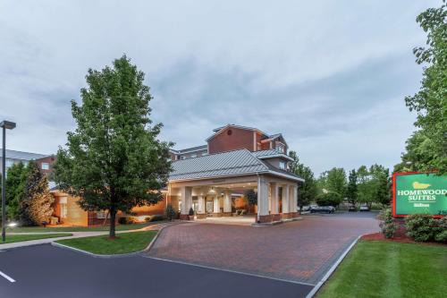 Newtonville Hotel | Ideal Homewood Suites by Hilton Albany: Pool & Hot Tub Access