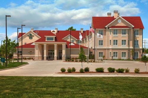 Forsyth Hotel | Welcoming Homewood Suites by Hilton Decatur-Forsyth