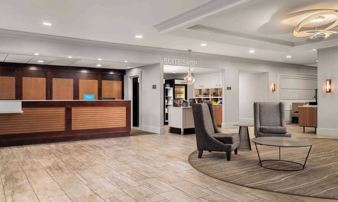 Bermuda Hotel | Discover Homewood Suites by Hilton Richmond-Chester Today