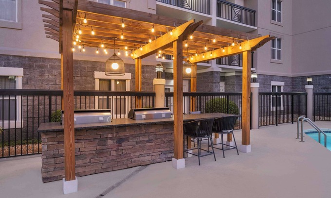 Alpharetta Hotel | Discover Homewood Suites by Hilton in Alpharetta, GA