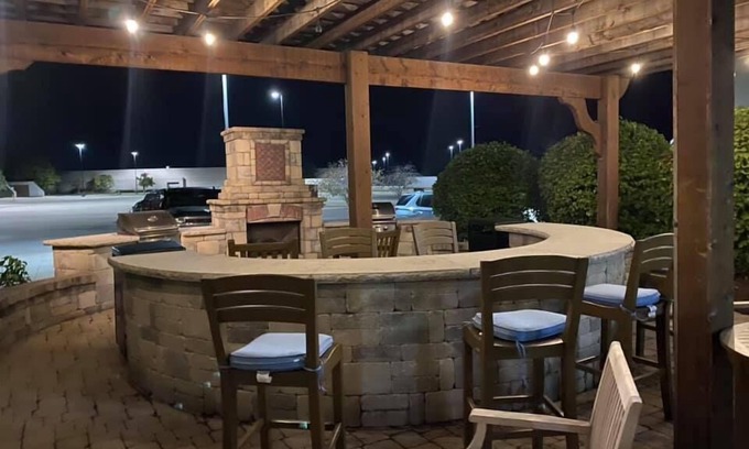 Forsyth Hotel | Top-Rated Homewood Suites with Pool & Family Amenities