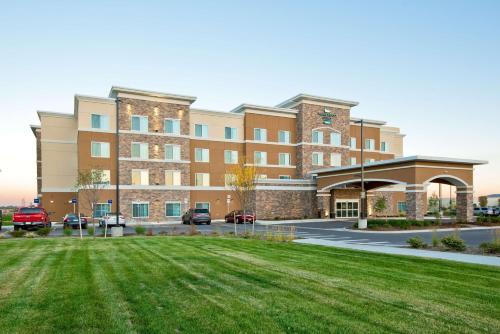 Greeley Hotel | Inviting Homewood Suites by Hilton Greeley: 9.2/10 Rating