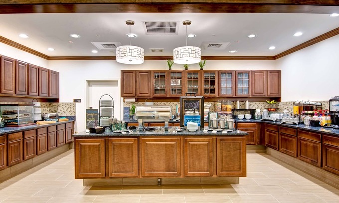 Greeley Hotel | Inviting Homewood Suites by Hilton Greeley with Pool & Spa