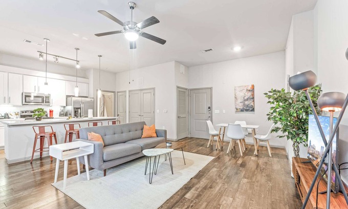 Windsor Park Apartment | Cozy 2BR Suite Near Downtown with Pool and Kitchen