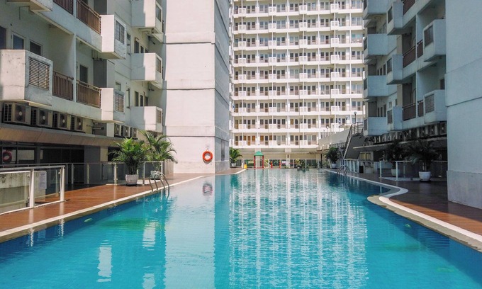 Citaringgul Apartment | Cozy 2Br Sentul Tower Apartment with Pool and Breakfast