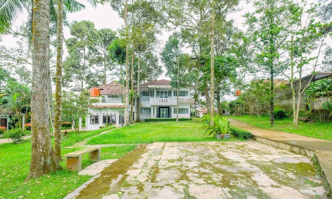 Caringin Apartment | Homey And Simply Studio At Graha Wishnu Guest House