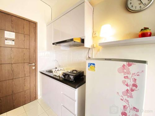 Cileunyi Apartment | Cozy Studio Room at Harvard Jatinangor Apartment