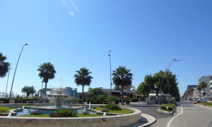 Alba Adriatica Apartment | Cozy Homiday - Felicioni Alba Adriatica with Kitchen & Pets