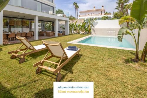 Motril Villa | Exclusive Oceanfront Villa at Playa Granada Beach & Golf