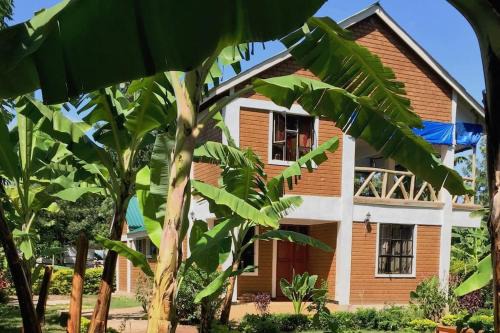 Mto wa Mbu Apartment | Budget-Friendly Retreat at Hondo Hondo House for Families