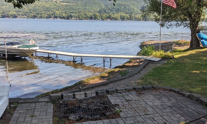 Honeoye Cottage | Experience Lakeside Bliss at Honeoye Lake Cottage!