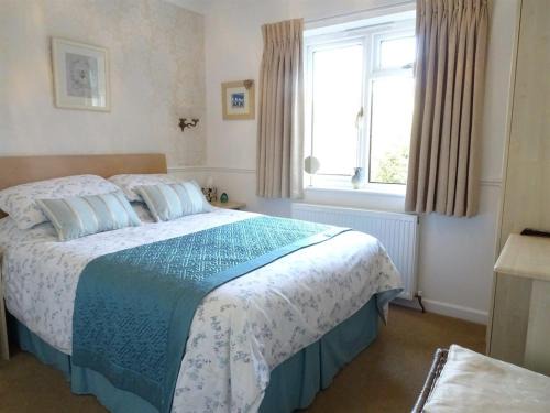 Broadstone Bed & Breakfast | Family-Friendly Stays at Honey Lodge - Rated 9.6/10