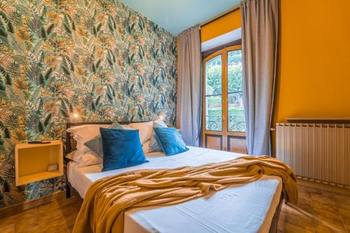 San Pellegrino Terme Apartment | Relax at Exclusive Liberty Spa with Inviting Pool Access