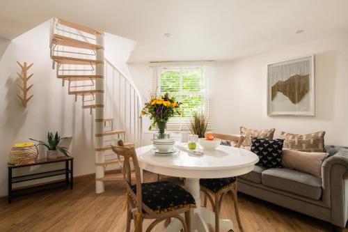 Blandford Saint Mary House | Serene Honeycombe Treehouse Retreat in Dorset's Heart