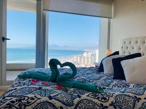 La Serena Apartment | Romantic Honeymoon Apartment at Club Océano with Ocean Views