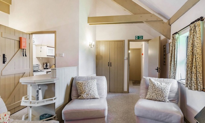 Pontfaen Cottage | Family-Friendly Honeysuckle with Garden in Newport, Pembrokeshire