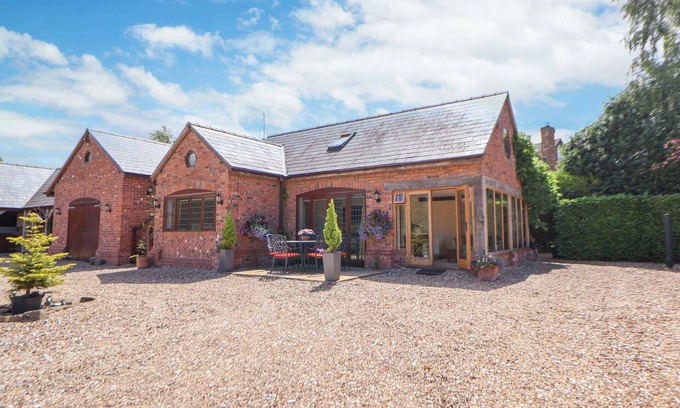 Cheshire West and Chester Cottage | Cozy 2-Bedroom Cottage near Tarporley with Kitchen