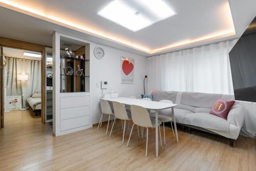 Yeonnam-dong Villa | HONGDAE t HOUSE