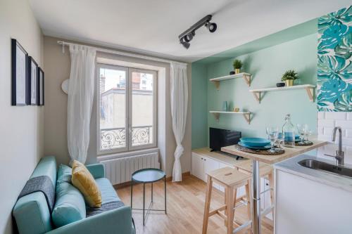 Carnot - Gailleton Apartment | Family-Friendly HONORÊ - Suite Carnot with Pet Amenities