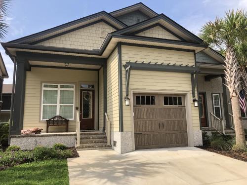 Jekyll Island House | Discover HONU KAI: Family-Friendly 3 Bedroom Townhouse