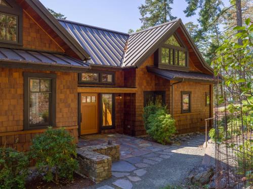 Orcas House | Hook's Nest-magnificent Waterfront Luxury Home