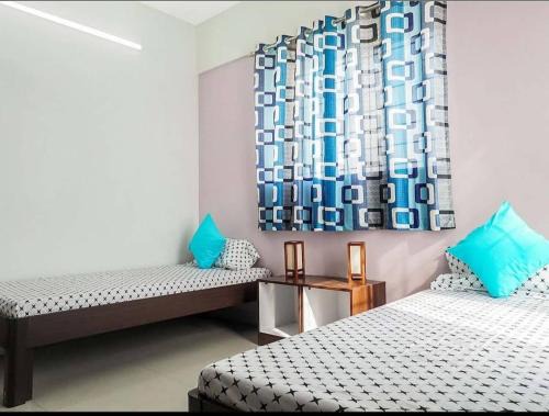 Phase 1 House | Family-Friendly Retreat at Hooliv Tamara 103 - Rated 8/10