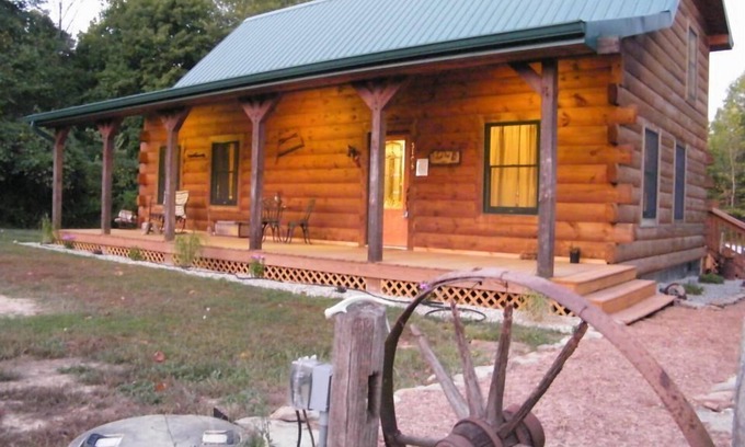 Helmsburg Cabin | Hoot Owl Cabin: A Cozy Retreat with Pool & Spa Amenities
