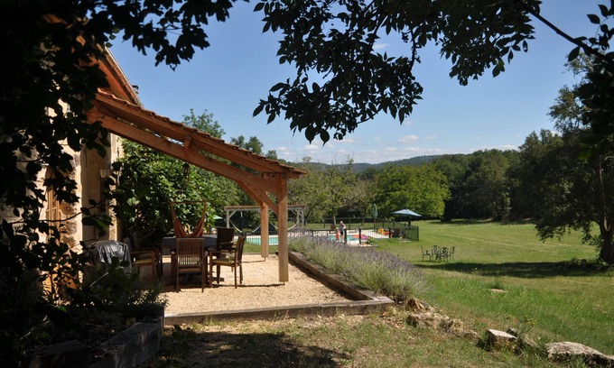 Saint-Pompont Cottage | Relaxing Hope Cottage with Heated Pool in Dordogne