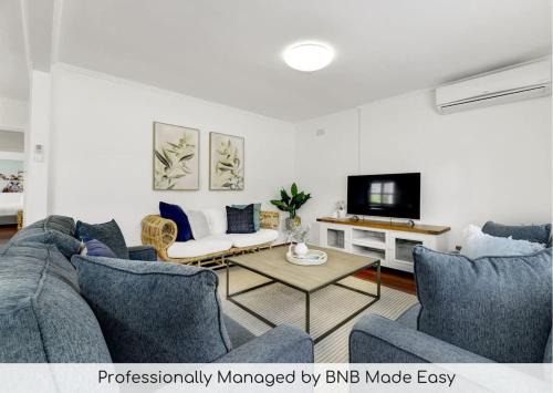 Bathurst Apartment | Hope St Cottage - Elegant Retreat for Families, Sleeps 6