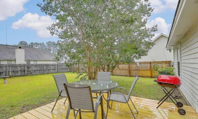 Summerville House | Discover Comfort at Hopper · CHAS, SUMMRVLL/NEXTON!