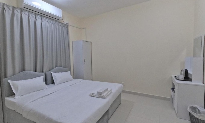 Deira House | Budget-Friendly Home Stay at Hor Al Anz Star Residence