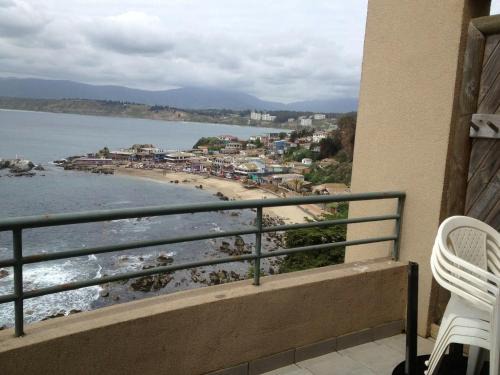 Caleta Horcon Apartment | Pet-Friendly Horcon Condominio CAUCAU with Ocean View