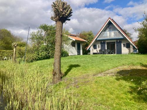 Anjum House | Bright Horizon Holiday Home with Scenic Views & Pet-Friendly