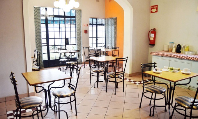 Harare Hotel | Budget-Friendly Horizon Inn with Breakfast & Family Amenities