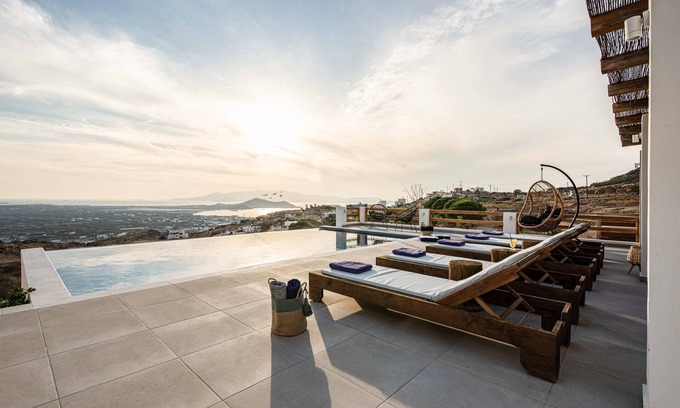 Naxos Town Villa | Discover Horizon Villa: Top-Rated Naxos Retreat with Pool
