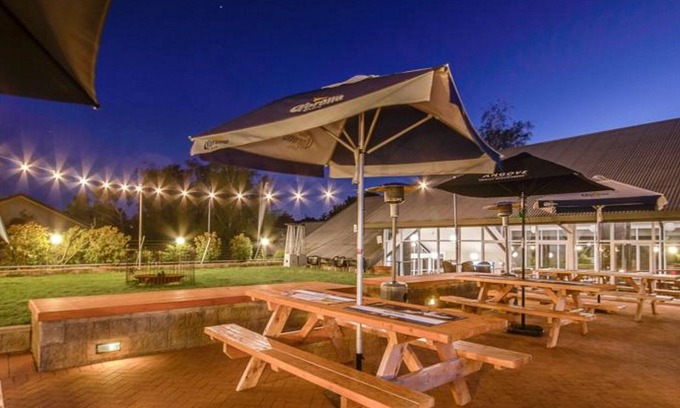 Jindabyne Hotel | Discover Rydges Horizons Snowy Mountains: Family-Friendly Retreat