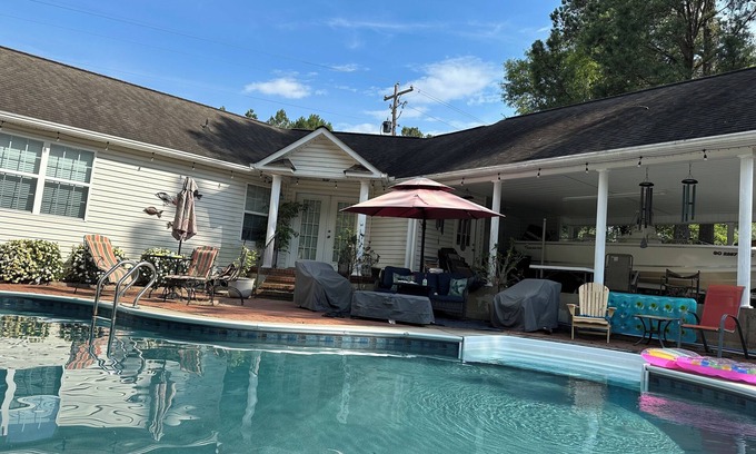 Aiken House | Explore Horse Country in a Cozy Pool House Retreat