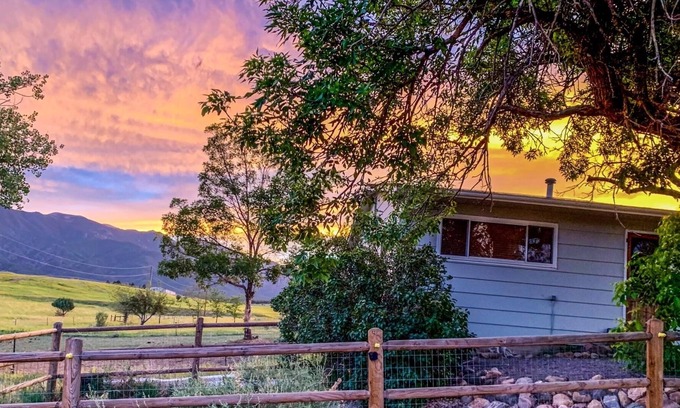 Rye House | Horsefeathers Tiny Ranch Guesthouse