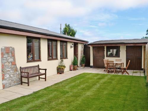 West Buckland House | Horseshoes Hotel - 4-Star Stay with Excellent Reviews