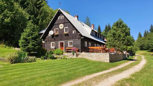 Mala Upa House | Pet-Friendly Retreat at Horská bouda U Kokrháče - 9/10 Rated