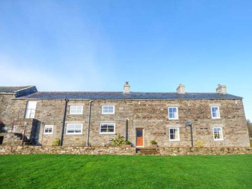Eastgate House | Experience Horsley Head Holidays: Family-Friendly Getaway