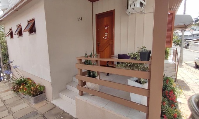 Imigrante House | Pet-Friendly Retreat at Hospedagem Don Panizzi - 9.7/10!