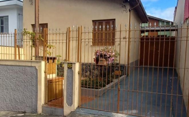 Jardim Oriental House | Budget-Friendly Stay at Hospedagem Franzoi for Families & Pets