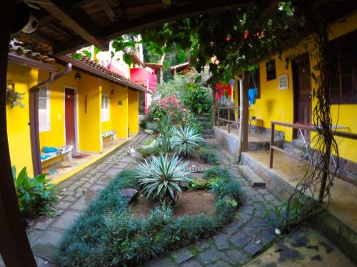 Ilha Grande House | Ocean View Retreat at Hospedagem Recanto dos Ties