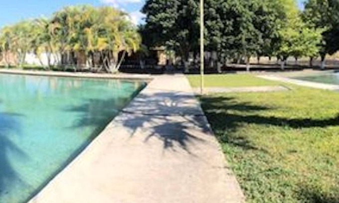 Tlaquiltenango House | Family-Friendly Stay at Hospedaje Familiar Op3 with Pool