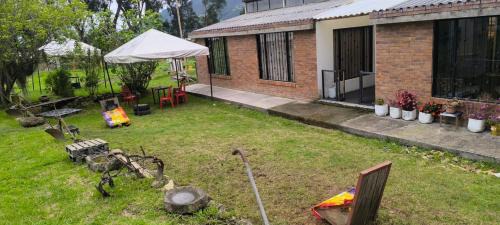 Suesca House | Hospedaje Granja Agroturística Fruto de los Andes Nemocón