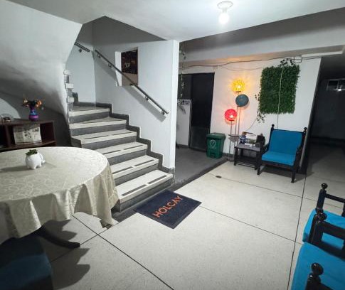 Fontibon House | Budget-Friendly Hospedaje Holcay with Pet and Child Facilities