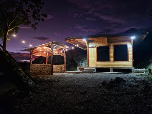 Pacuare Reserve House | Hospedaje Jac Cabaña de Campo
